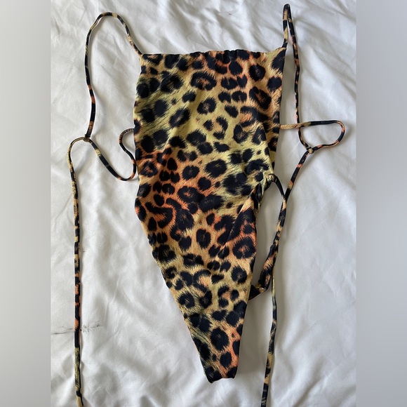 San Lorenzo - ANIMAL Cheetah Ribbed High Cut Loop One Piece Bikini, Small - Picture 3 of 3